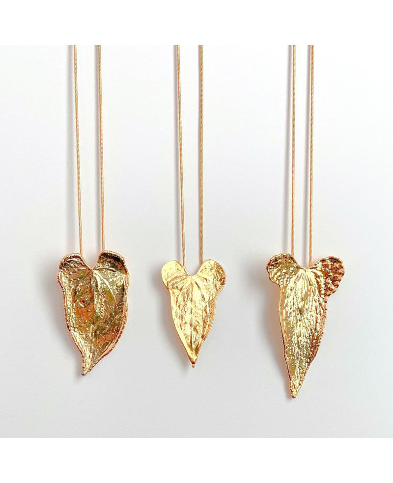 COLLANA FOGLIA DI RADICE DI LUCE 9